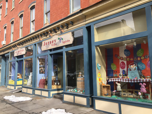 Liquor Store «Jersey Wines & Spirits», reviews and photos, 492 Jersey Ave, Jersey City, NJ 07302, USA
