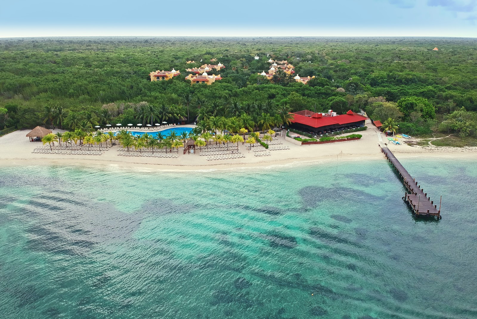 Foto de Occidental Cozumel con playa amplia
