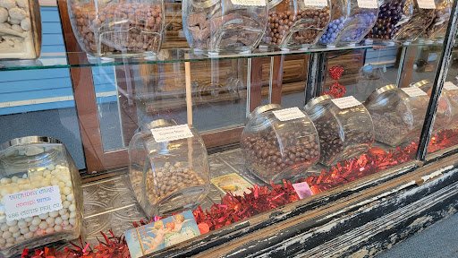 Coffee Shop «Downtown Video & You Maka Me HOT Coffee Roasting Company», reviews and photos, 101 NE 1st Ave, Mineral Wells, TX 76067, USA