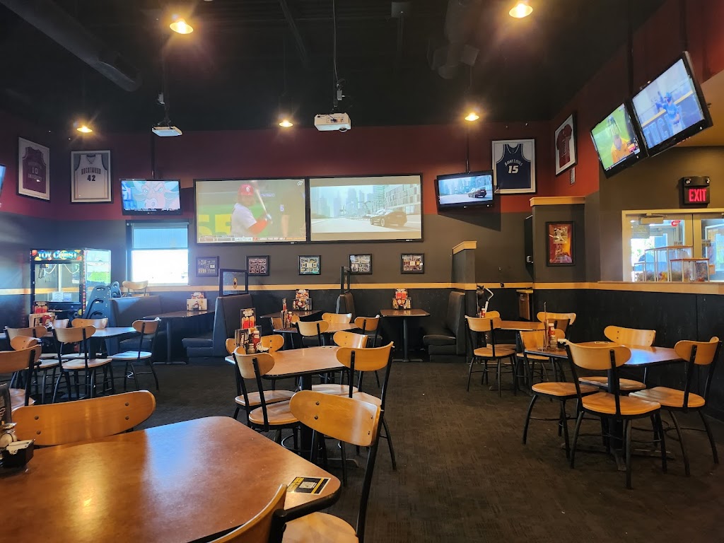 Buffalo Wild Wings 63144