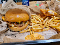 Plats et boissons du Restaurant de hamburgers Home Burger à Coignières - n°2