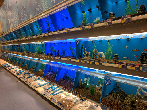 Pet Supply Store «PetSmart», reviews and photos, 5001 Sergeant Rd, Sioux City, IA 51106, USA