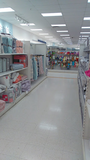 Department Store «Marshalls», reviews and photos, 13200 Middlebelt Rd, Livonia, MI 48154, USA