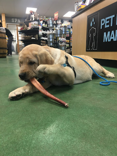 Pet Supply Store «Pet Place Market», reviews and photos, 213 Bendigo Blvd N #2, North Bend, WA 98045, USA