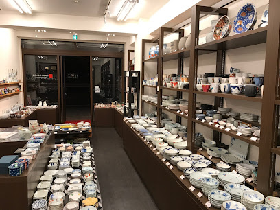 Japanese Pottery in Tokyo