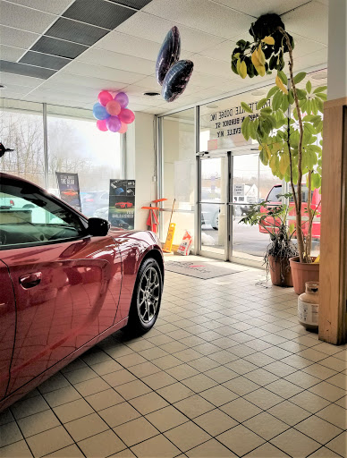 Dodge Dealer «Fayetteville Dodge Inc», reviews and photos, 5427 N Burdick St, Fayetteville, NY 13066, USA