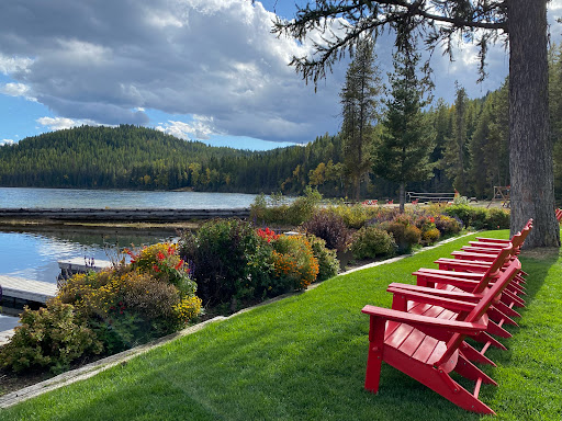 Elkins Resort On Priest Lake