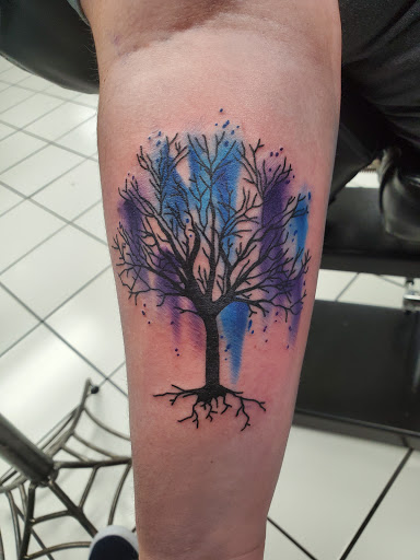 Tattoo Shop «Golden Lotus Tattoo Studio», reviews and photos, 3901 E Kiehl Ave C, Sherwood, AR 72120, USA