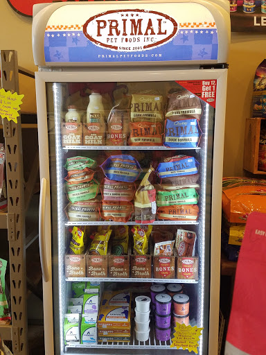 Pet Supply Store «City Dogs Grocery», reviews and photos, 884 Massachusetts Ave, Indianapolis, IN 46204, USA