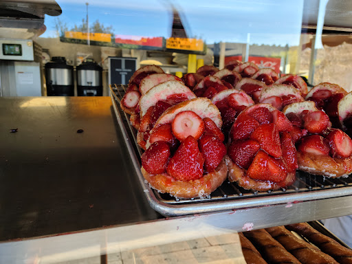 Donut Shop «The Donut Man», reviews and photos, 915 E Rte 66, Glendora, CA 91740, USA