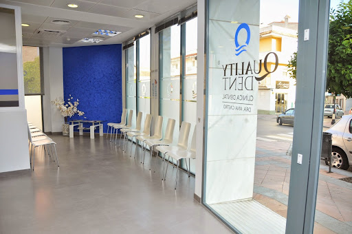Clinica Dental Quality Dent en San Luis de Sabinillas, Málaga