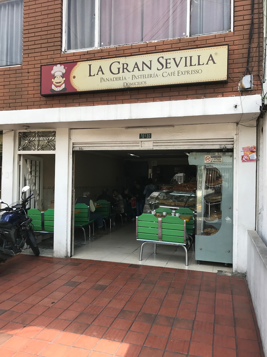 Pastelería y Panadería La Gran Sevilla