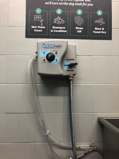 Pet Supply Store «Pet Supplies Plus», reviews and photos, 4808 Ridge Rd, Brooklyn, OH 44144, USA