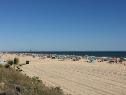 Photo de Playa de Matalascanas avec rivage droit, long