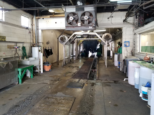 Car Wash «Des Plaines Car Wash», reviews and photos, 513 S River Rd, Des Plaines, IL 60016, USA