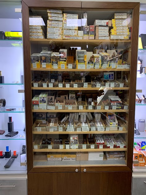 Tabac de la Poste Loto Cadeaux Articles fumeurs à Sainte-Maxime (Var 83)