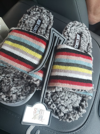 Shoe Store «Off Broadway Shoe Warehouse», reviews and photos, 14458 Delaware St #400, Westminster, CO 80023, USA