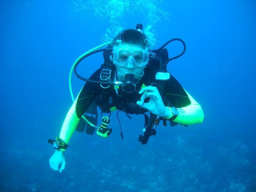 Dive Shop «Dive Shop Kissimmee», reviews and photos, 4916 W Irlo Bronson Memorial Hwy, Kissimmee, FL 34746, USA