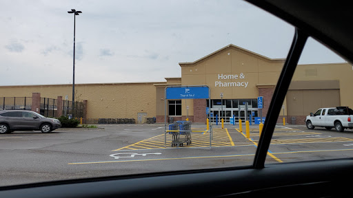 Department Store «Walmart Supercenter», reviews and photos, 8000 Lakeland Ave N, Brooklyn Park, MN 55445, USA