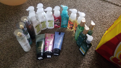 Beauty Supply Store «Bath & Body Works», reviews and photos, 800 GA-400, Dawsonville, GA 30534, USA