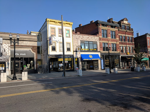 Hair Salon «Bang Bang Hair Salon on Short Vine», reviews and photos, 2609 Vine St, Cincinnati, OH 45219, USA