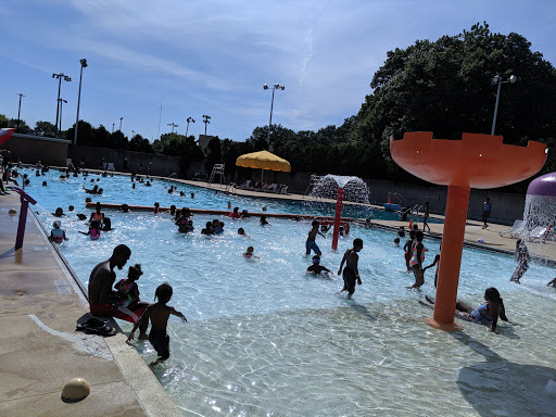 Oak Park Municipal Pool image 1