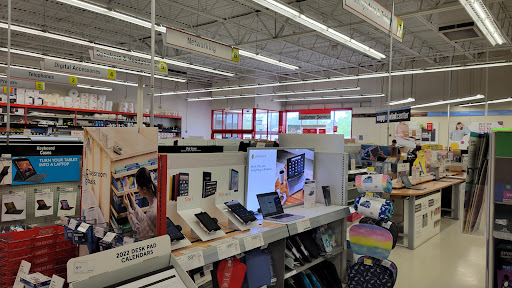 Office Supply Store «Staples», reviews and photos, 3500 8th St SW, Altoona, IA 50009, USA