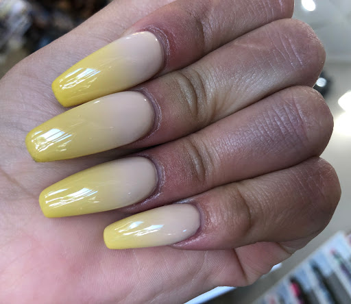 Nail Salon «Golden Nails & Spa», reviews and photos, 1815 E Southern Ave, Tempe, AZ 85282, USA