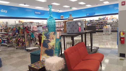 Clothing Store «Ross Dress for Less», reviews and photos, 1800 Rock Road, Derby, KS 67037, USA