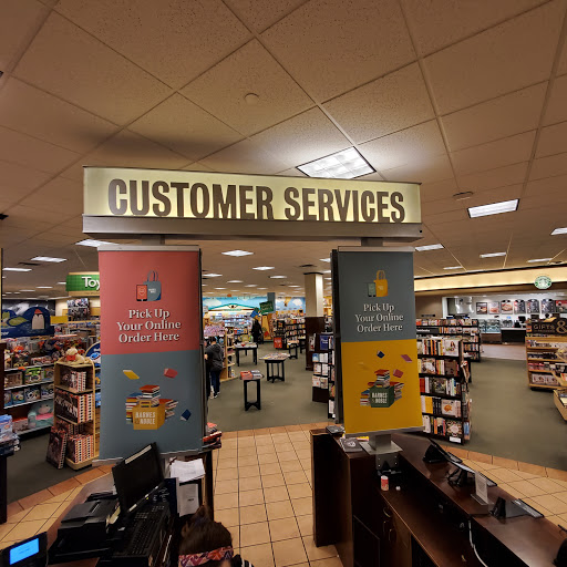Book Store «Barnes & Noble Booksellers», reviews and photos, 118 E Broadway #238, Bloomington, MN 55425, USA