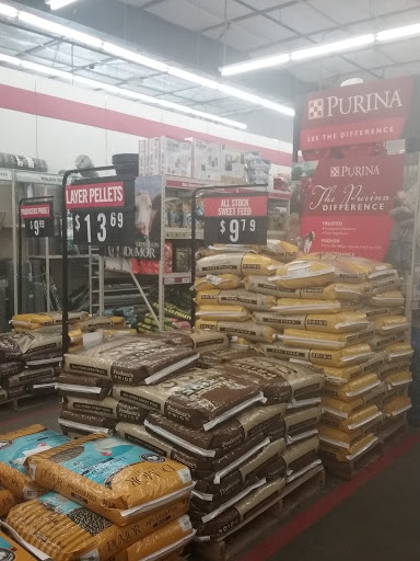 Home Improvement Store «Tractor Supply Co.», reviews and photos, 1161 Broadway, Bangor, ME 04401, USA