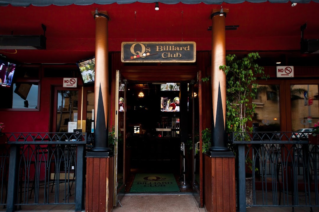 Qs Billiard Club & Restaurant