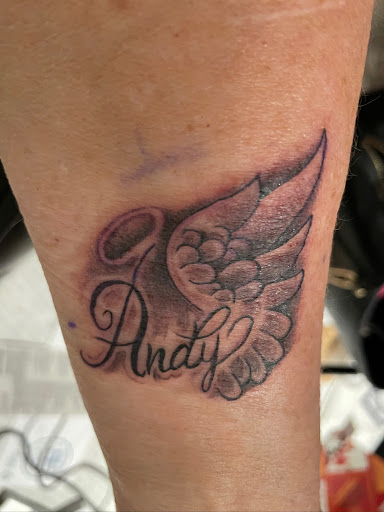 Tattoo Shop «Forever Ink», reviews and photos, 28 S Plainfield Ave, South Plainfield, NJ 07080, USA