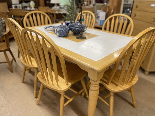 Consignment Shop «Refabulous Furnishings», reviews and photos, 2231 Vestal Pkwy W, Vestal, NY 13850, USA