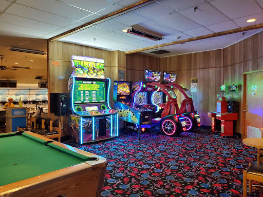 Bowling Alley «White Sands Bowling Center», reviews and photos, 653 Beal Pkwy NW, Fort Walton Beach, FL 32547, USA