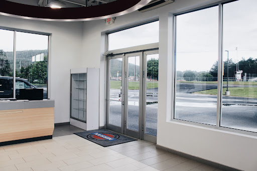 Nissan Dealer «Team Nissan North of NH», reviews and photos, 51 Evans Dr, Lebanon, NH 03766, USA