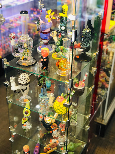 Tobacco Shop «Sadeen smoke shop», reviews and photos, 2418 N Monroe St, Tallahassee, FL 32303, USA