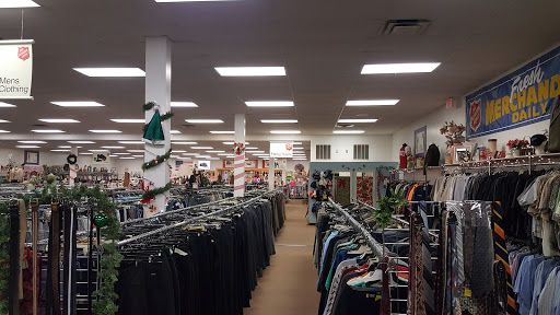 Thrift Store «The Salvation Army Family Store & Donation Center», reviews and photos, 6219 Johnson Dr, Mission, KS 66202, USA