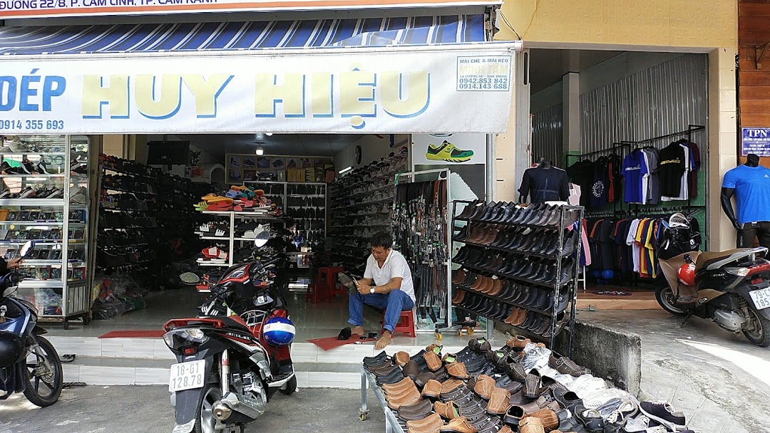 Shop giày Huy Hiệu