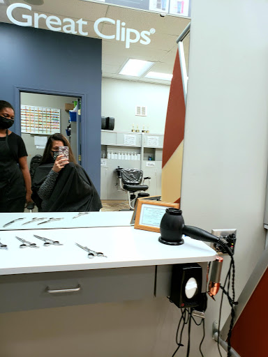 Hair Salon «Great Clips», reviews and photos, 2013 Olde Regent Way, Leland, NC 28451, USA