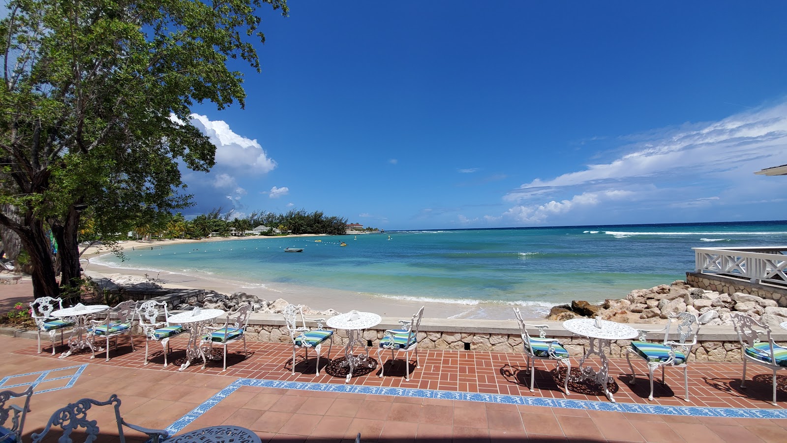 Half Moon Beach'in fotoğrafı çok temiz temizlik seviyesi ile