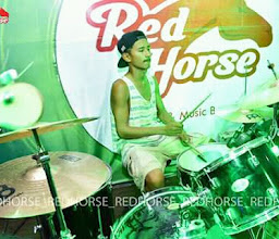 Red Horse Pub & Music Bar photo
