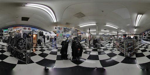 Truck Accessories Store «4 Wheel Parts - Fresno», reviews and photos, 4326 N Blackstone Ave, Fresno, CA 93726, USA