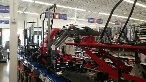 Hardware Store «Harbor Freight Tools», reviews and photos, 1460 Main St, Hamilton, OH 45013, USA