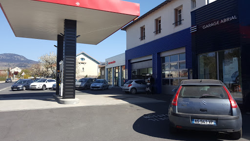 Photo 5 - GARAGE DE CHAPTEUIL - RENAULT DACIA