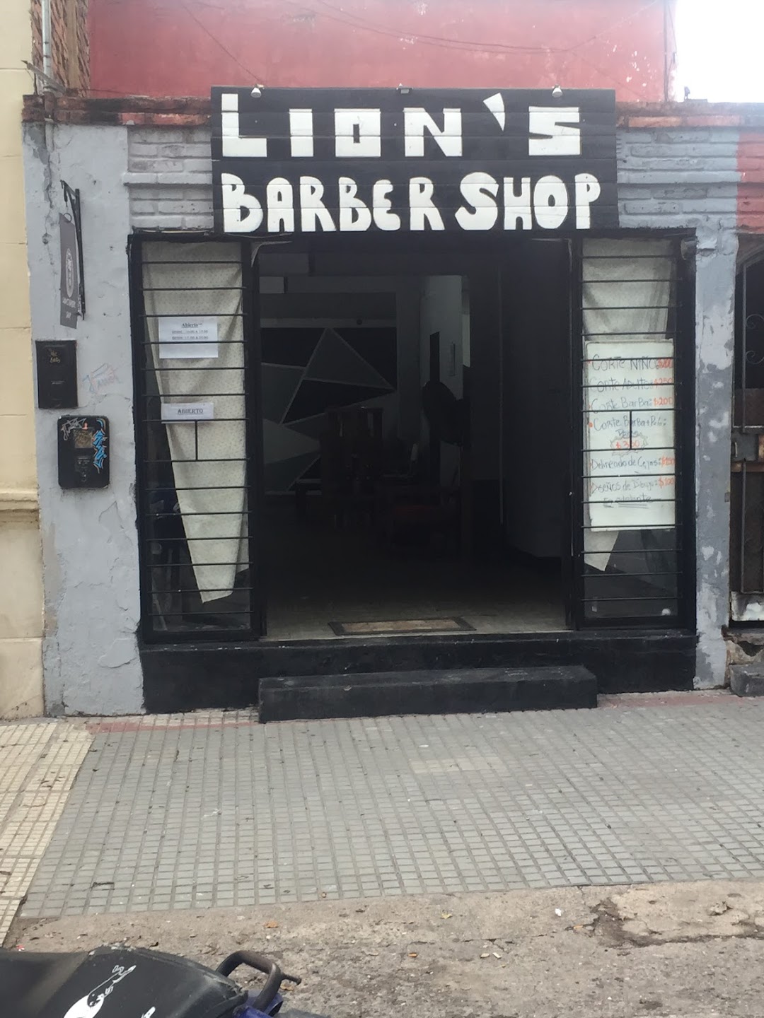 Lions barber shop