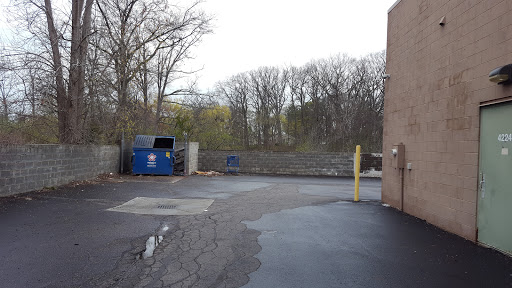 Discount Store «Dollar General», reviews and photos, 4244 Pontiac Lake Rd, Waterford Twp, MI 48328, USA