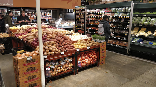 Grocery Store «Quality Food Center», reviews and photos, 1801 N 45th St, Seattle, WA 98103, USA