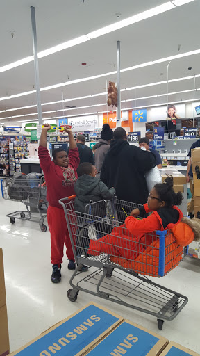 Discount Store «Walmart», reviews and photos, 2203 Loveridge Rd, Pittsburg, CA 94565, USA