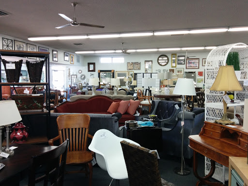 Used Furniture Store «Fine Consign», reviews and photos, 1731 S El Camino Real, San Mateo, CA 94402, USA